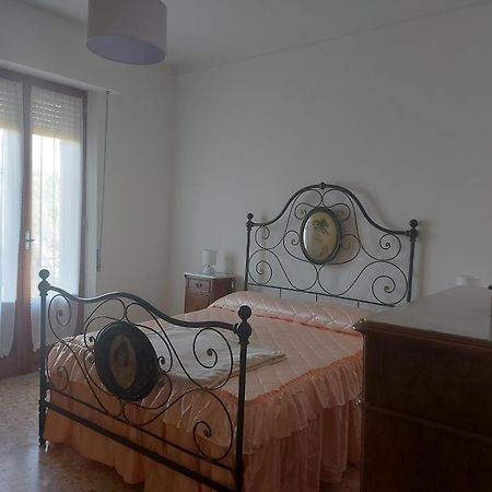 Appartamento Casa Dina San Gimignano Esterno foto