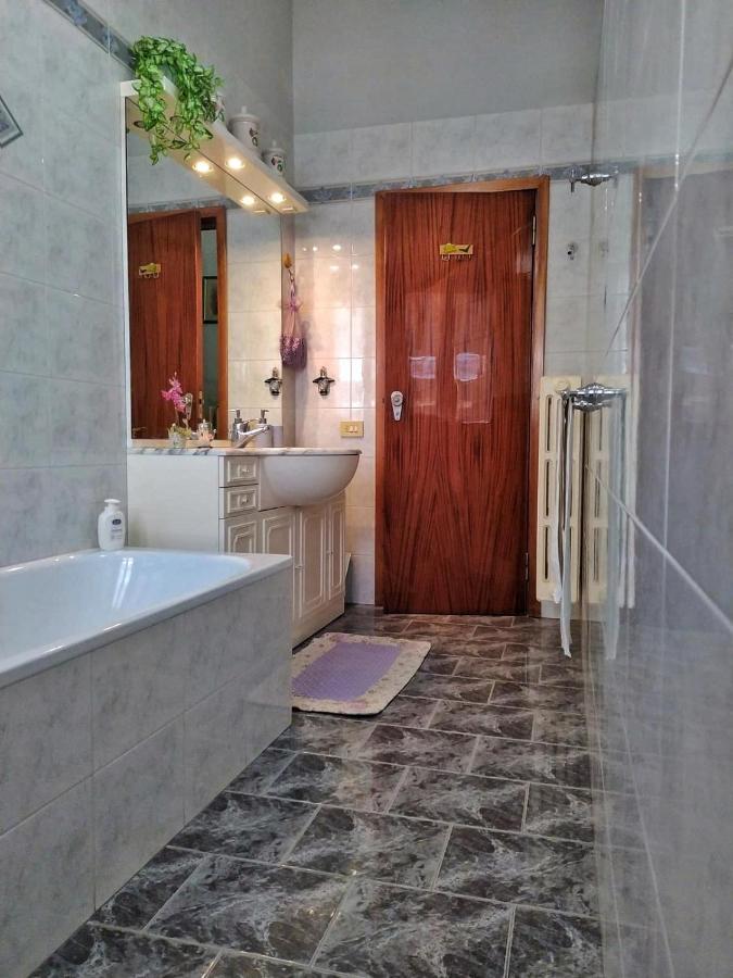 Appartamento Casa Dina San Gimignano Esterno foto