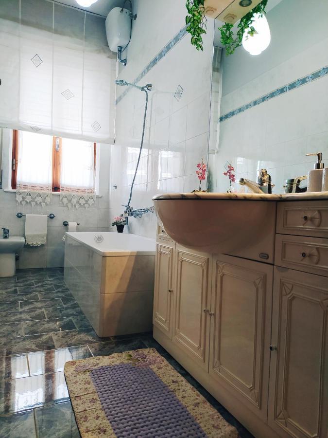 Appartamento Casa Dina San Gimignano Esterno foto